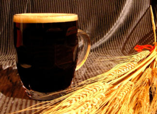 Birra scura artigianale - Foto: brewtheplanet