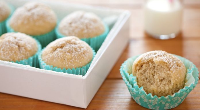 Il dolce da portare lo faccio io. Muffin alla banana farciti. Muffin alla banana