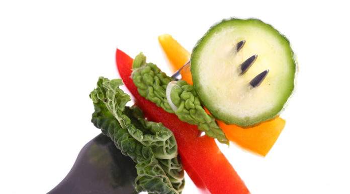 Benefici della dieta crudista vegana con ricetta