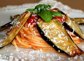 Cosa mangiare in Sicilia – Top 5 con ricetta pasta alla norma