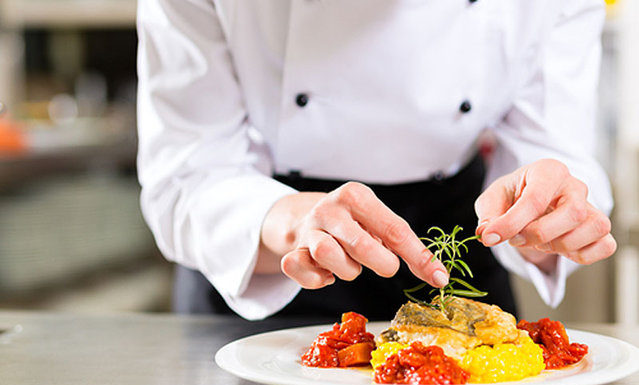 Sharing Chef. Aperte le iscrizione al social talent, c'è tempo fino al 22 Luglio Sharig Chef preparazione