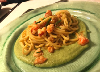 Reinterpretazione di zucchine e gamberi