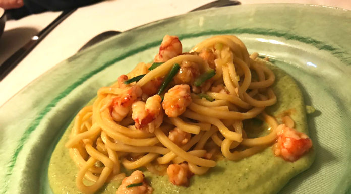 Reinterpretazione di zucchine e gamberi