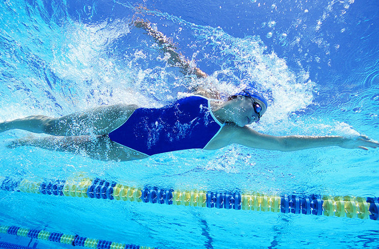 Nuoto e alimentazione: tutto ciò che devi sapere se sei appassionato di sport acquatici