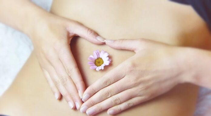 Mestruazioni e alimentazione: cosa mangiare e cosa evitare durante il ciclo mestruazioni e alimentazione