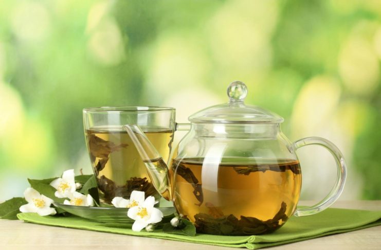 Scopri le innumerevoli proprietà del tè verde