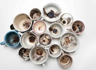 Caffeomanzia: l'arte di leggere il futuro attraverso i fondi del caffè