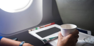 caffè o tè in aereo