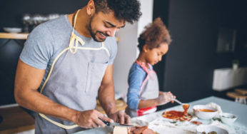 Cucinare per gli altri non è solo un atto di altruismo, ma comporta numerosi benefici