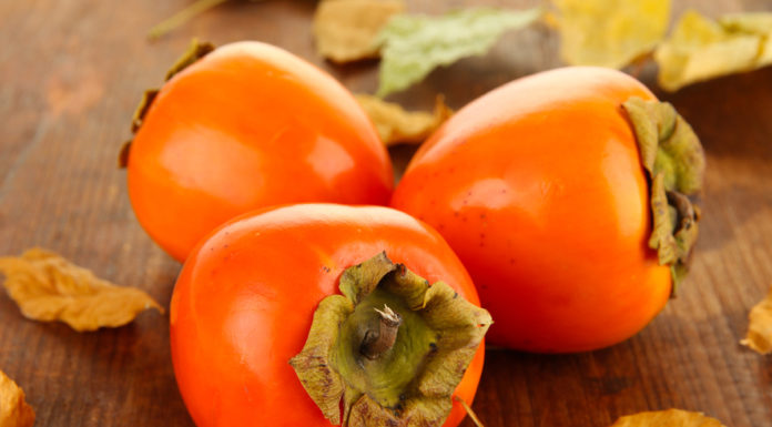 Prepariamo una deliziosa marmellata di cachi per un autunno goloso!