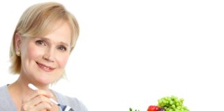 Menopausa e alimentazione: ecco i cibi da preferire e da evitare