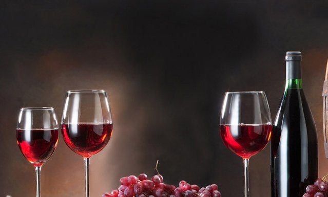 Un bicchiere di vino rosso al giorno toglie il medico di torno! vino rosso