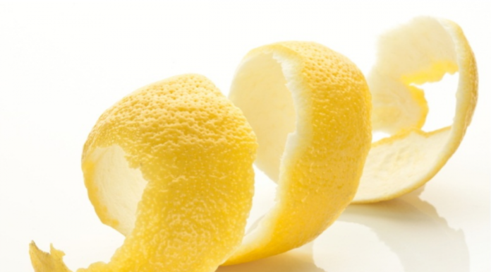 Hai mai provato ad utilizzare la buccia di limone in questo modo?