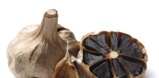 Hai mai sentito parlare di aglio nero? Scopri le proprietà benefiche e gli utilizzi