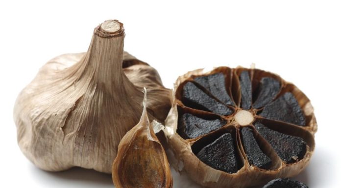 Hai mai sentito parlare di aglio nero? Scopri le proprietà benefiche e gli utilizzi Hai mai sentito parlare di aglio nero? Scopri le proprietà benefiche e gli utilizzi