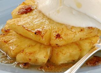 Ananas al Brandy: ecco come preparare un dessert con il frutto dalle mille proprietà benefiche Ananas al Brandy