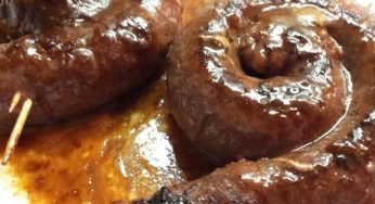 Vuoi gustare un secondo piatto Luppoloso? Prepara delle squisite salsicce alla birra