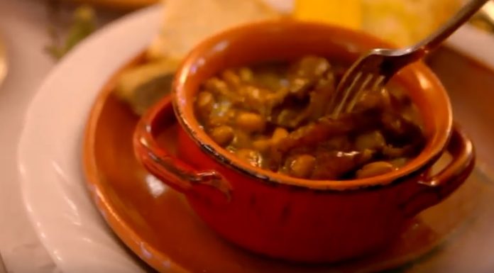 Fagioli con le cotiche e olio tuscus