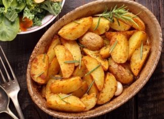 Come preparare delle perfette patate al forno, fritte o lesse? Ecco i trucchi per una cottura ottima! patate al forno