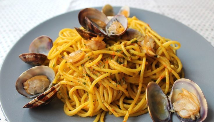 Spaghetti Cozze, Vongole E Crema Di Zucca, Un Primo Piatto Gustoso Che ...