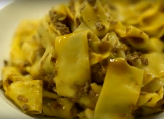 Pappardelle al ragù di cinghiale preparate
