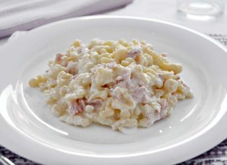Spatzel con speck e panna, un primo gustoso che arriva dal Nord spatzel