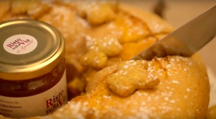 Il ciambellone della nonna, pochissimi ingredienti per un soffice risultato ciambellone della nonna