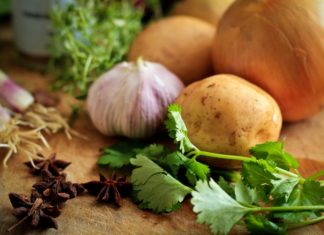 Ricette con gli scarti: bucce, gambi, scorze in cucina non si butta via niente! ricette con gli scarti