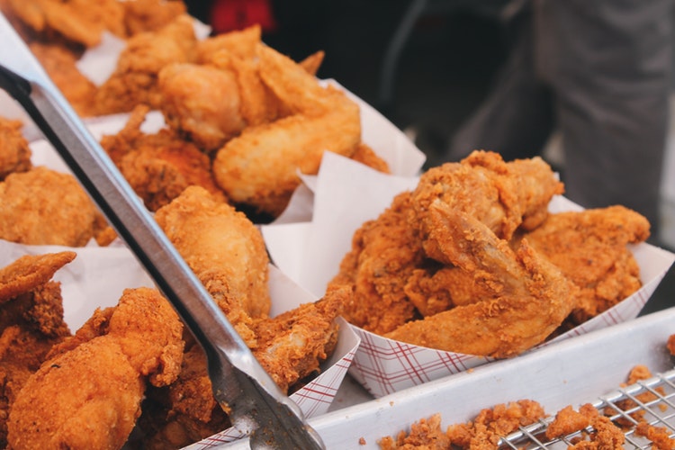 Pollo fritto americano croccante: la ricetta "segreta" del famoso pollo di KFC