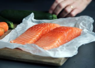 Cosa mangiare per tenere in salute il cervello? Ecco 3 cibi che aiutano la memoria cibi che aiutano la memoria