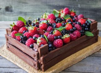 torta cassetta di frutta