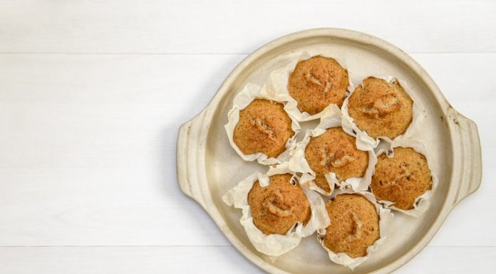 muffin salati con speck e caciocavallo