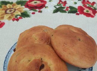 Ricetta dei maritozzi fatti in casa, ingredienti semplici per un dolce delizioso! Maritozzi fatti in casa