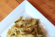 Pasta zucchine e formaggi