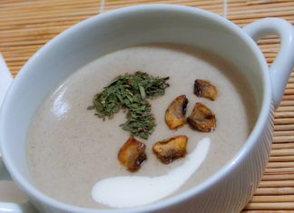 Un delizioso e sano primo piatto: crema di funghi Bimby Crema di funghi Bimby