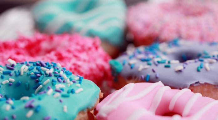 bere acqua quando si mangiano dolci