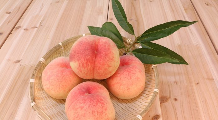 marmellata di pesche e zafferano