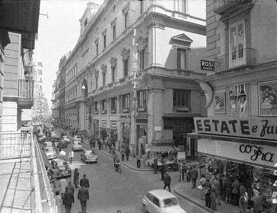 Napoli, via Toledo, anni 60