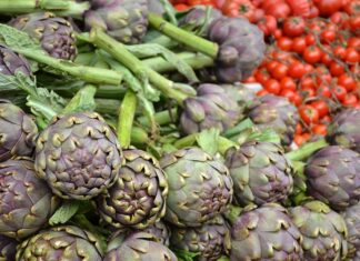 carciofi con il pomodoro