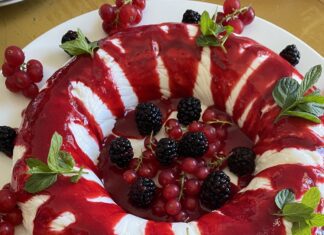 Dolcemente… La Bavarese Dolcemente… La Bavarese